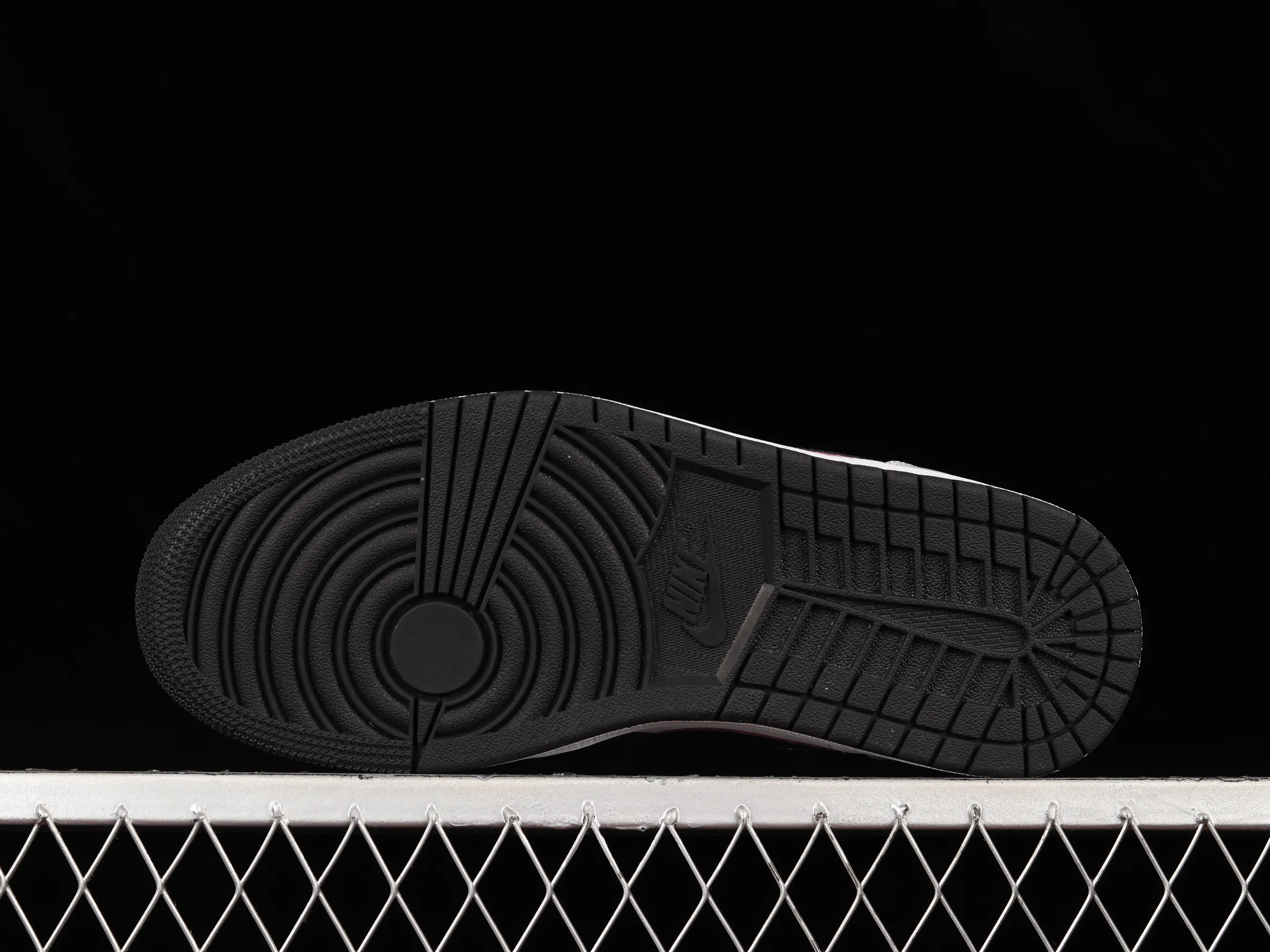 All categories Air Jordan Jordan series basketball shoes Air Jordan 1 Low Air Jordan 1 Low AJ1 Joe 1 customized sports culture basketball shoes 553558-062